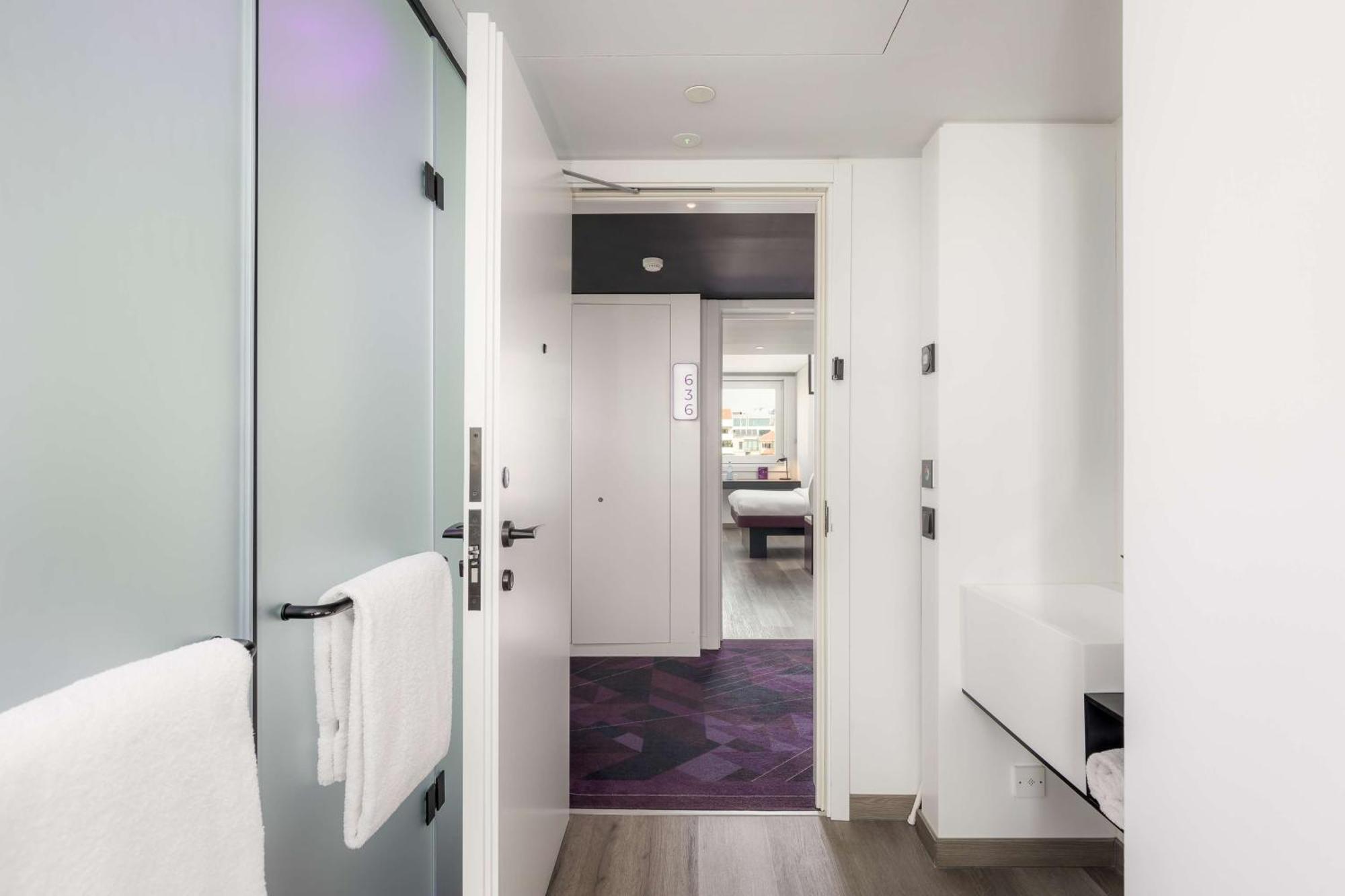 YOTEL Porto Centro Esterno foto